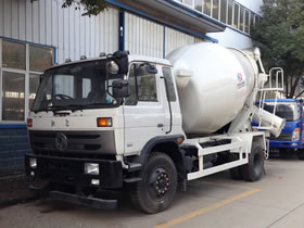 東風6方攪拌車圖片