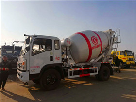 恭喜廣西客戶喜提東風(fēng)勁諾6方攪拌車3臺