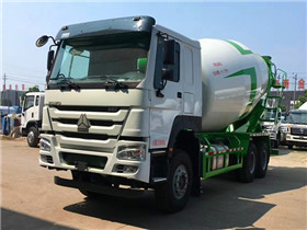 重汽豪沃攪拌車