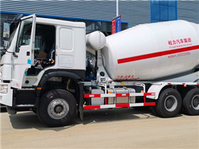 發(fā)車?yán)舶l(fā)車?yán)玻?></div>
                  <div   id=