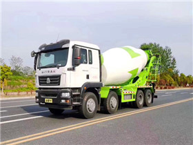 重汽汕德卡12方輕量化發(fā)車貴州遵義