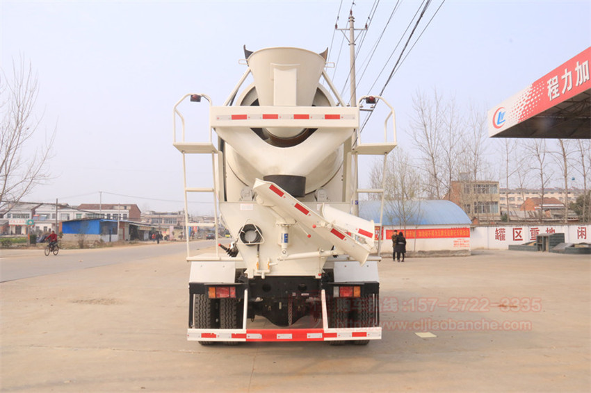 大運(yùn)5方攪拌車